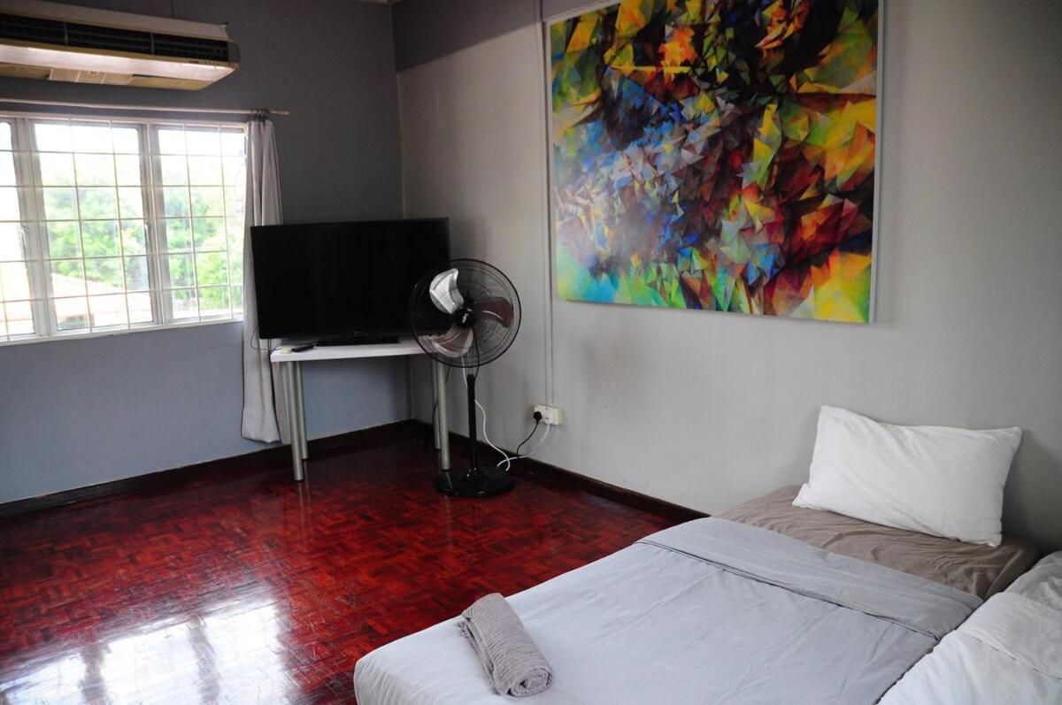 Grayhaus Spacious Bungalow & Garden Villa - Ss3 Petaling Jaya, Near Sunway - Stay Only No Events Exterior photo